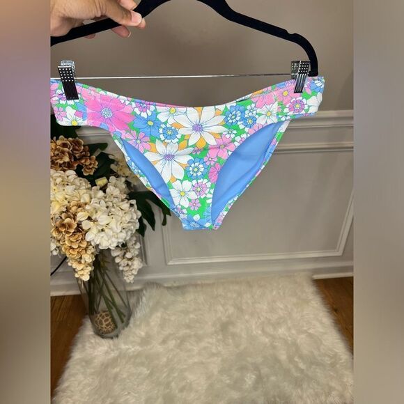 NWT Jessica Simpson Women's Crazy Daisy Shirred-Side Hipster Bikini Bottoms - Picture 4 of 6